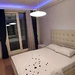 Brownie Luxury Sky Apartament *