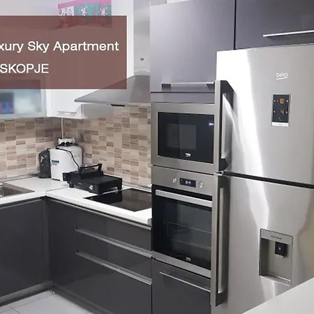 Brownie Luxury Sky Апартаменты