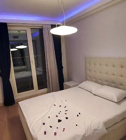 Brownie Luxury Sky Апартаменты *