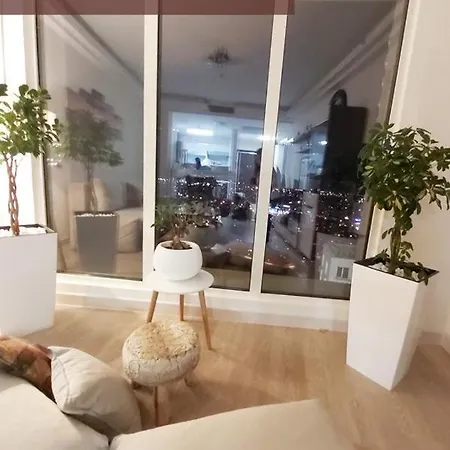 Brownie Luxury Sky Апартаменты
